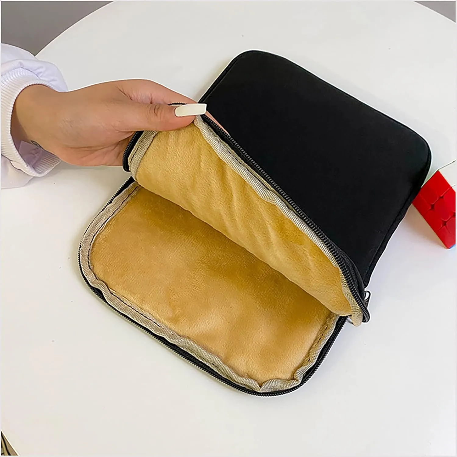 9-11 Inch Tablet Sleeve Case for iPad Pro 11 iPad Bag New iPad Air 4 10.2-inch Protective Bag Cute Design iPad Pouch Carrying Case with Pocket