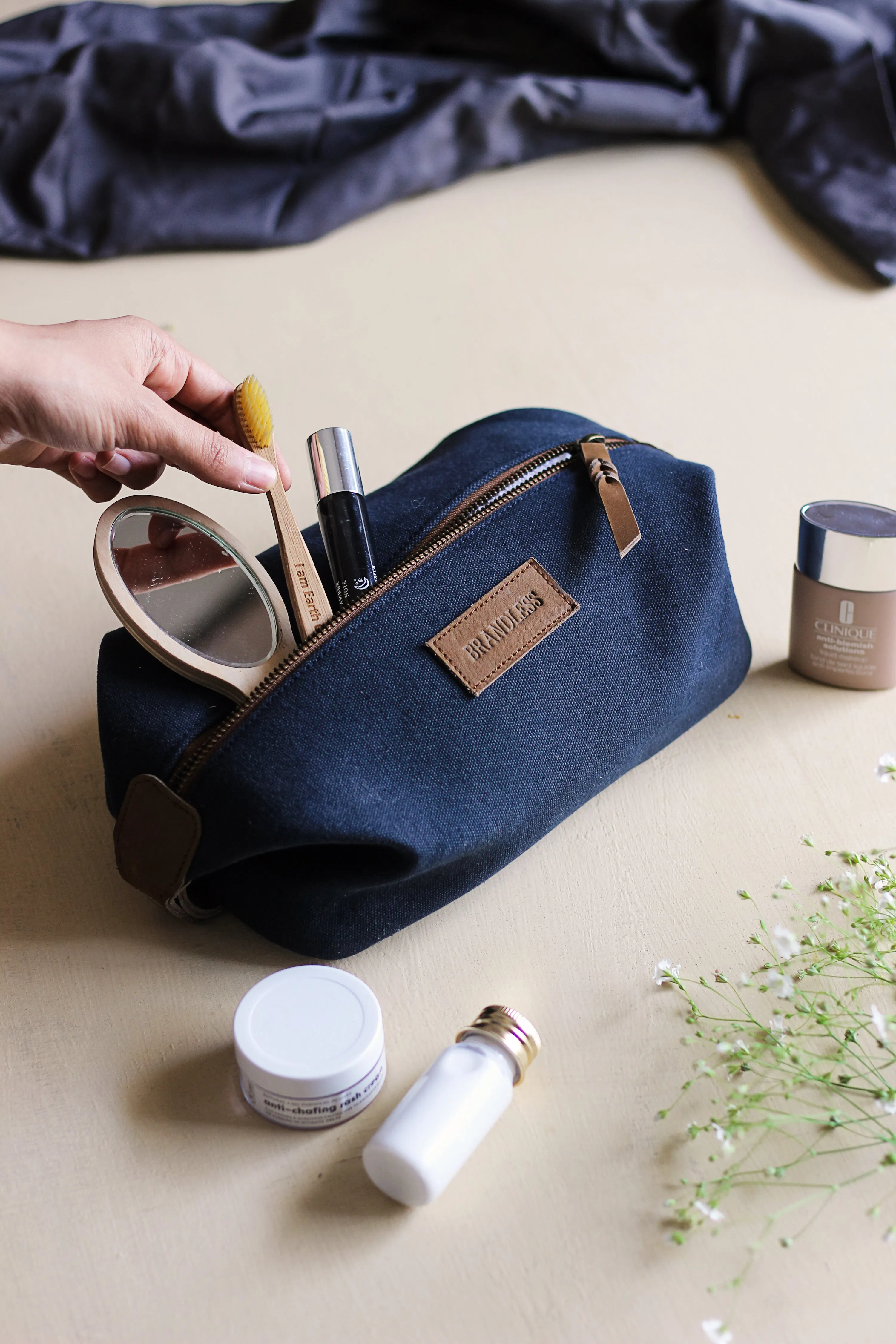Canvas & Leather Dopp Kit- Blue