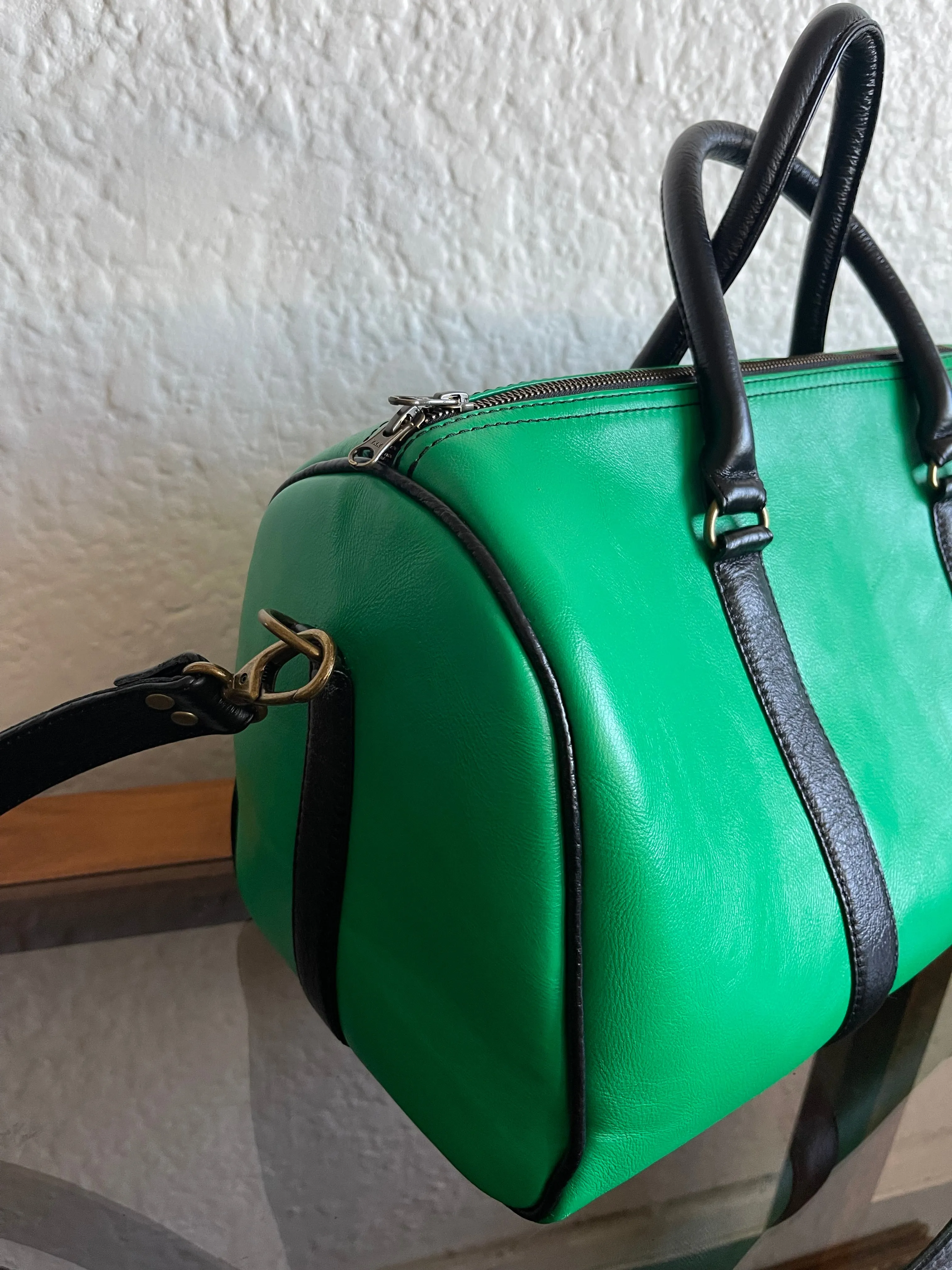 Hacha weekender leather bag (Ready to ship)