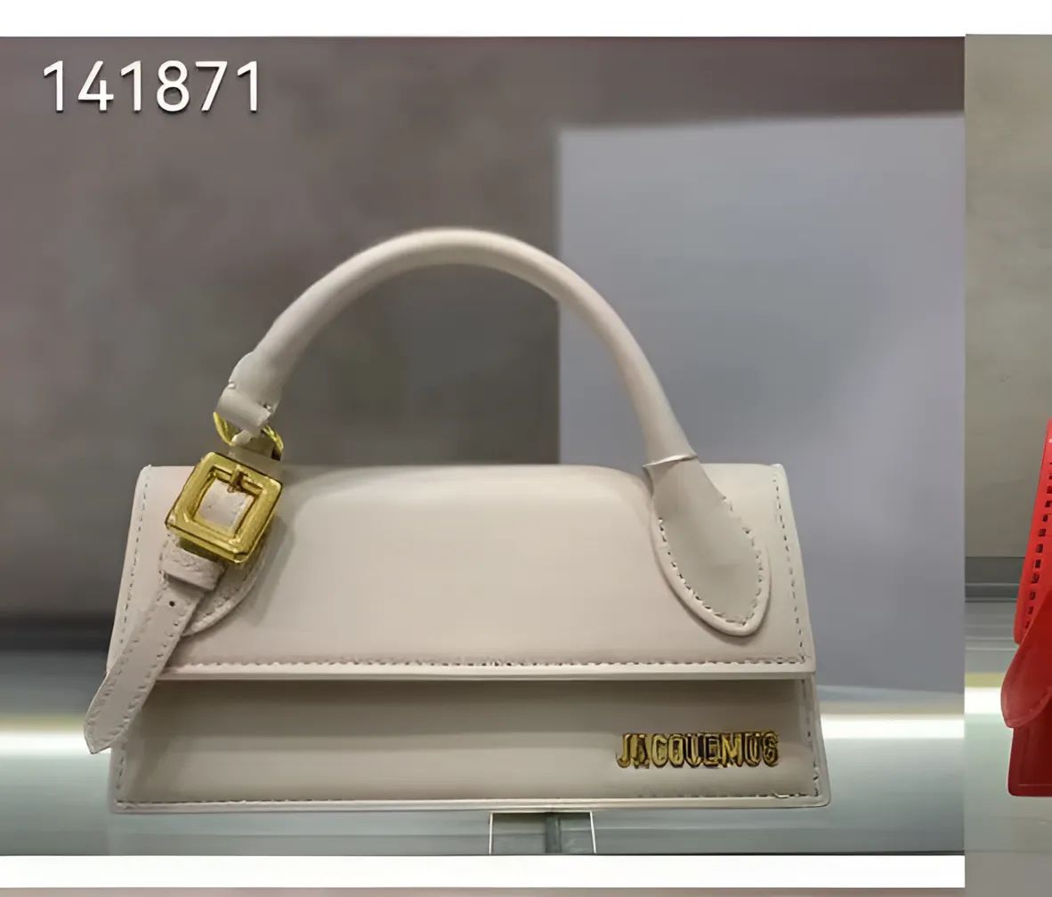 Jacquemus Long Tote Le Chiquito Moyen Smooth Leather Buckled Bag