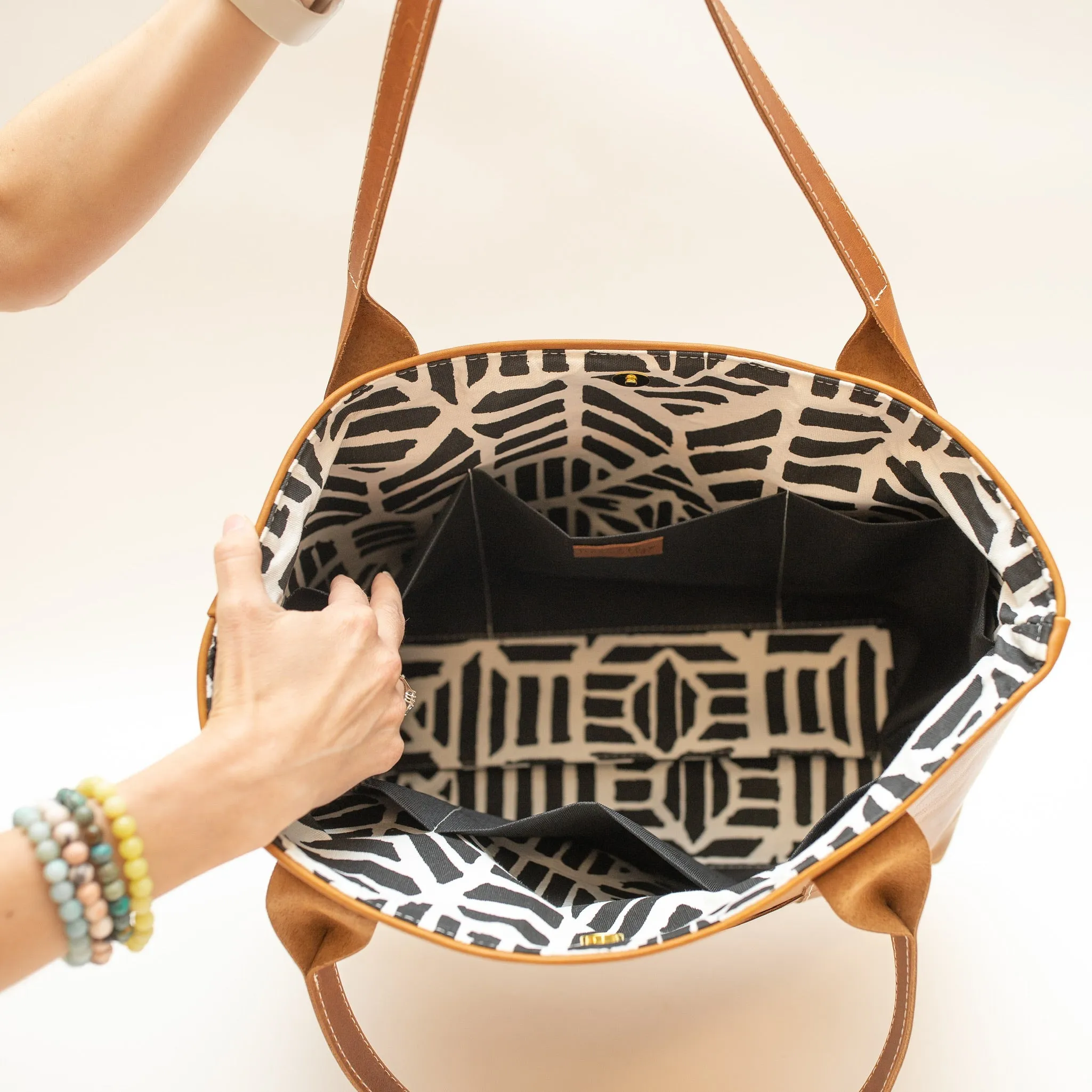 Mae Tote Cognac