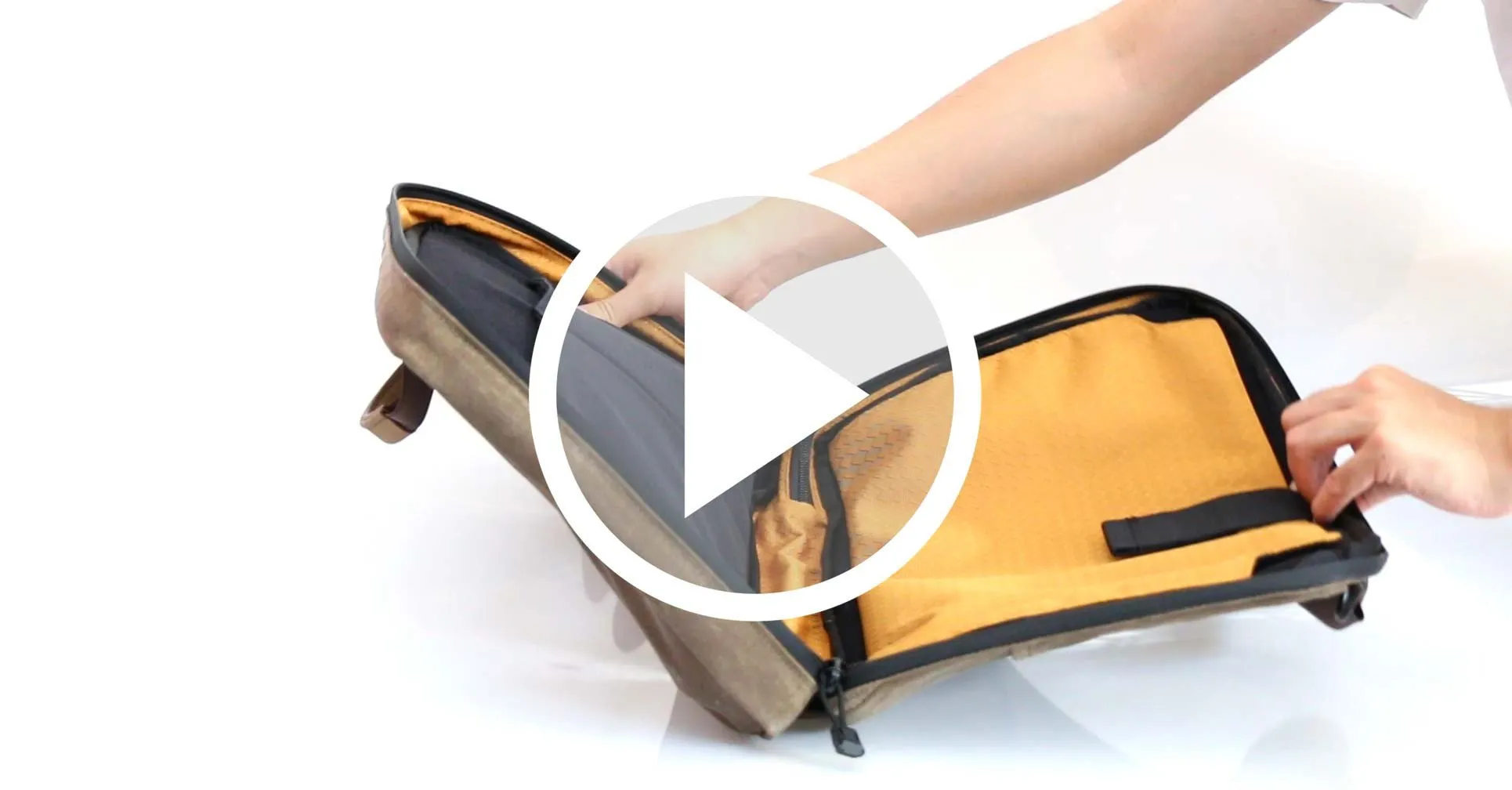 NEW! Zip Laptop Brief