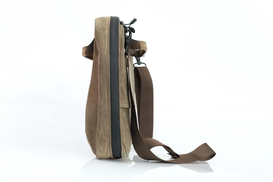 NEW! Zip Laptop Brief