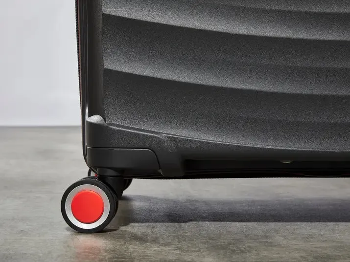 Sunwave Medium Suitcase - Charcoal
